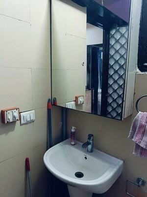 Team Area in 3 BHK Apartment at SRS Royal Hills, Sector 87 – for Rent