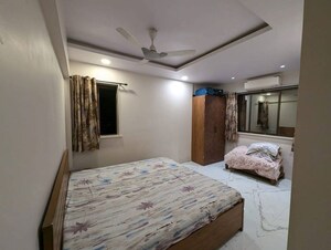 Bedroom in 2 BHK Apartment at Band View, Dadar East – for Rent