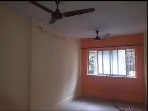 Room in 1 BHK Apartment at Thane West – for Rent