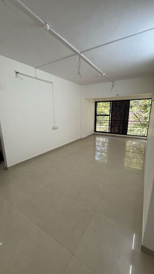 Room in 4 BHK Apartment at SD Siennaa Wing D, Kandivali East – for Sale
