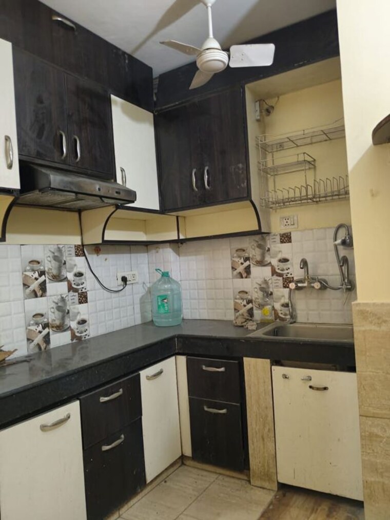 Kitchen, malviya nagar 2 Bedroom 900 Sq.Ft. Builder Floor In Malviya Nagar Delhi 10421656