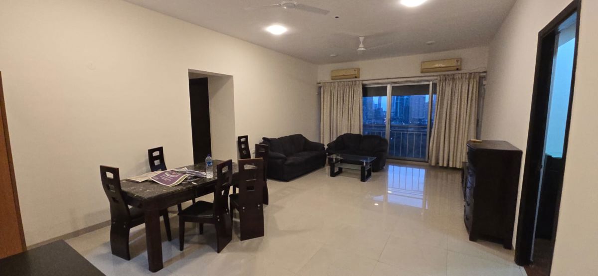 2 BHK 910 Sq.Ft. Apartment in Lake Home
