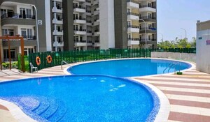 Swimming Pool in 2 BHK Apartment at Stellar Mi Citihomes, Omicron Iii Greater Noida – for Rent