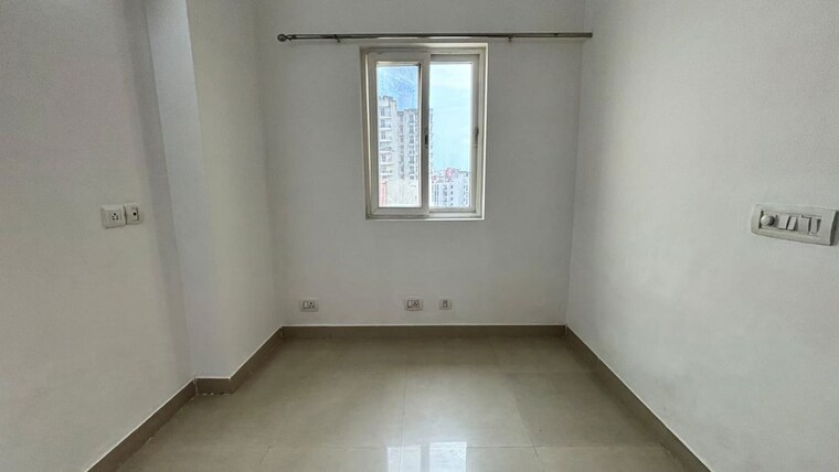 Room, gaur-14th-avenue-high-street 1 Bedroom 530 Sq.Ft. Apartment In Sector 16c Greater Noida Greater Noida 10421681