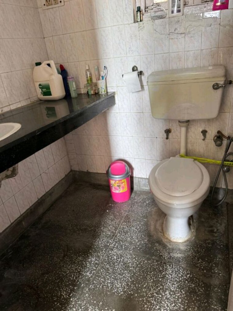 Bathroom, harmukh-apartment 2 Bedroom 1300 Sq.Ft. Apartment In Alpha 1 Greater Noida Greater Noida 10421692
