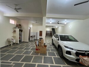  Warehouse – Exterior View View at Uttam Nagar - for Rent