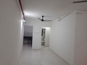 Room in 1.5 BHK Apartment at Runwal Gardens, Dombivli East – for Rent