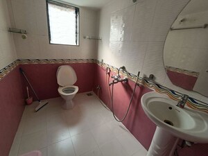 Bathroom in 3.5 BHK Villa at Wadgaon Sheri – for Rent