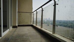 Room in 3 BHK Apartment at Ace Starlit, Sector 152 – for Rent