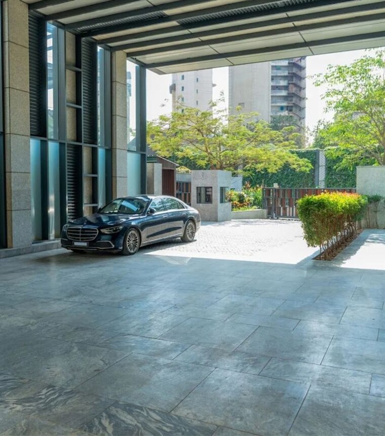  Parking, provenance-four-seasons-private-residences 5 Bedroom 5027 Sq.Ft. Penthouse In Worli Mumbai 10421736