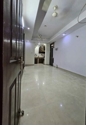 Room in 2 BHK Apartment at Paramount Emotions, Sector 1 Greater Noida – for Rent