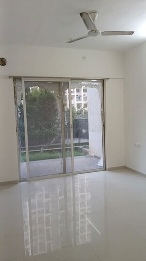 Room in 3 BHK Apartment at Godrej 24, Hinjewadi – for Rent