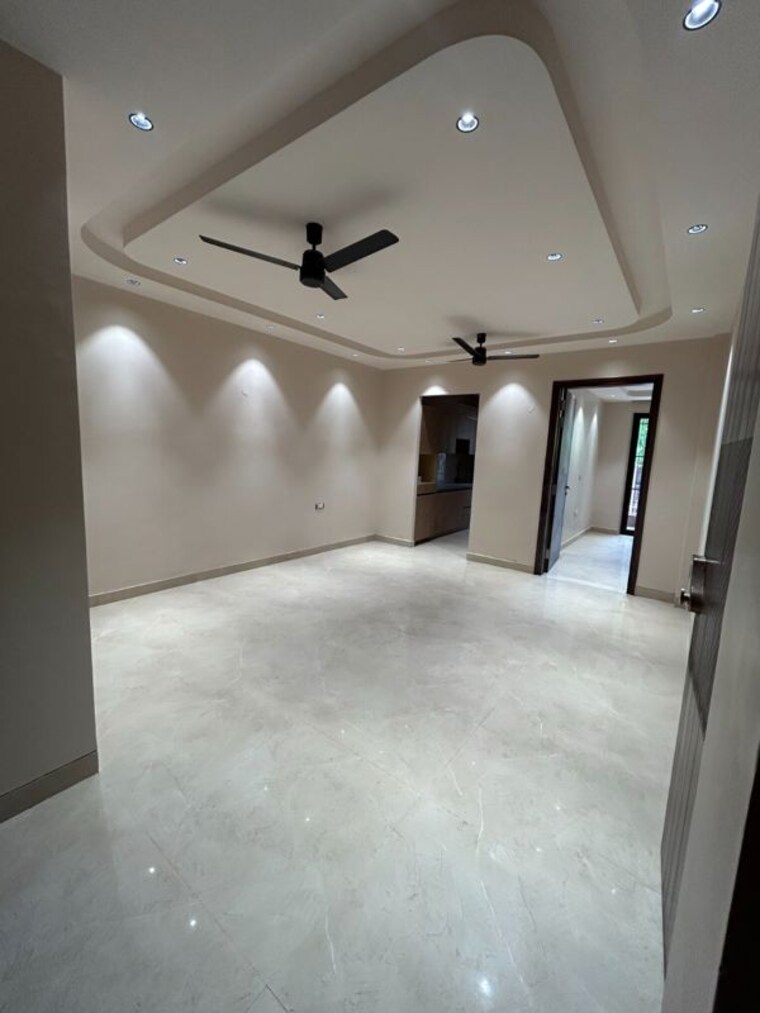 Room, sector 22b 3 Bedroom 1800 Sq.Ft. Builder Floor In Sector 22b Gurgaon 10421748