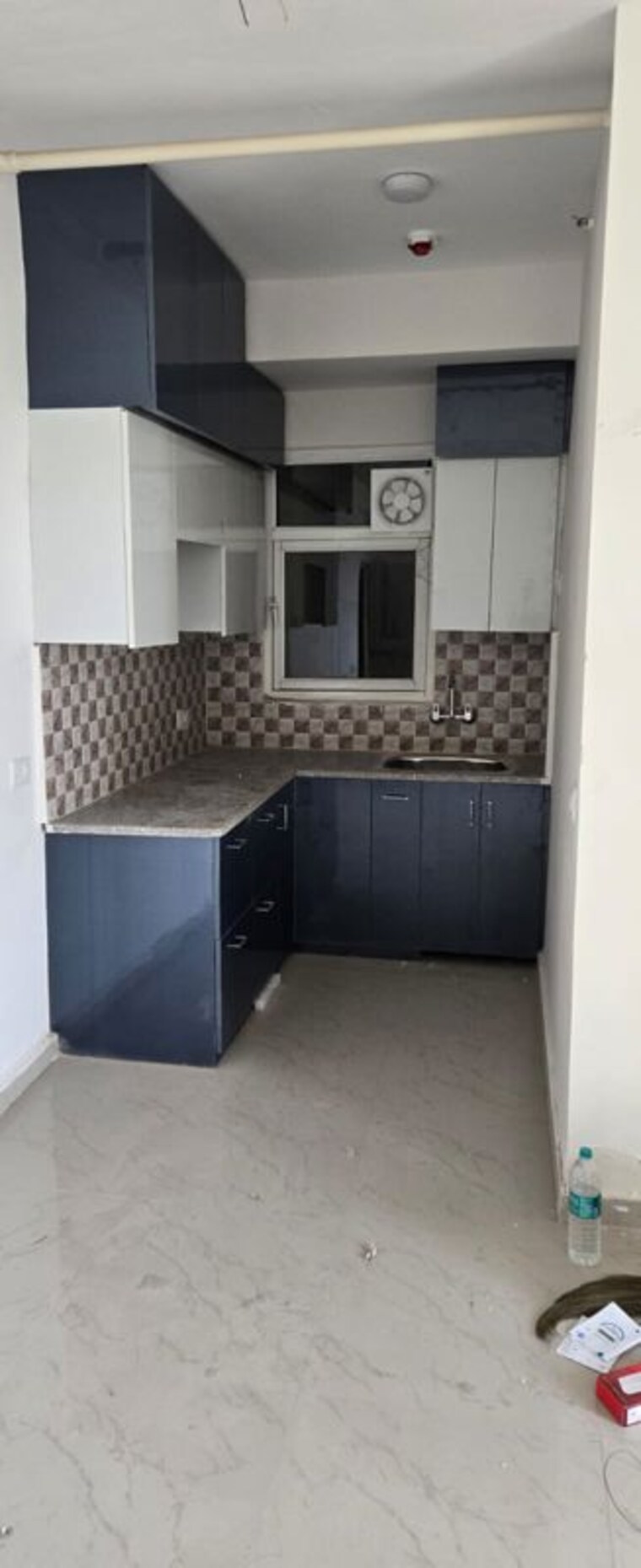 Kitchen, mahagun-mantra-ii 2 Bedroom 850 Sq.Ft. Apartment In Sector 10 Greater Noida Greater Noida 10421744
