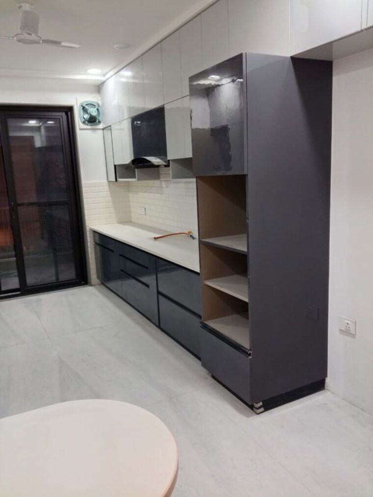 Kitchen, sector 15 4 Bedroom 3700 Sq.Ft. Builder Floor In Sector 15 Chandigarh 10421758