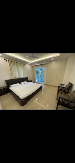 Team Area in 3 BHK Builder Floor at Vasant Vihar – for Rent