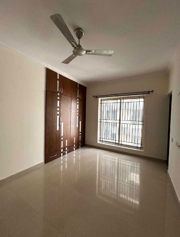 3 BHK 1800 Sq.Ft. Apartment in Krishvi Gavakshi