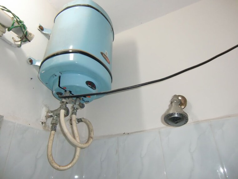 Bathroom, rt nagar 1 RK 600 Sq.Ft. Independent House In Rt Nagar Bangalore 10421781