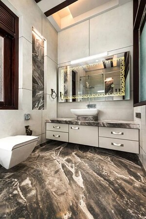 Bathroom in 4 BHK Penthouse at New Shiv Shakti Tower, Andheri West – for Rent