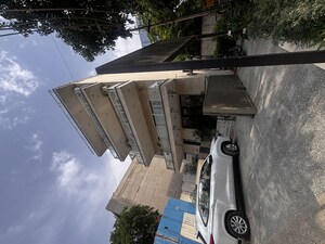  Builder Floor – Exterior View View at Sector 43 - for Sale