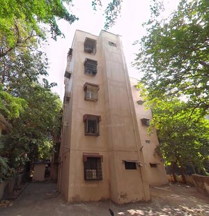  Apartment For Sale in Mhatre Wadi