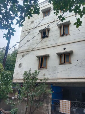  Apartment For Sale in Guttala Begumpet