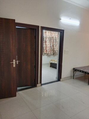 Room in 3 BHK Builder Floor at Model Town – for Rent