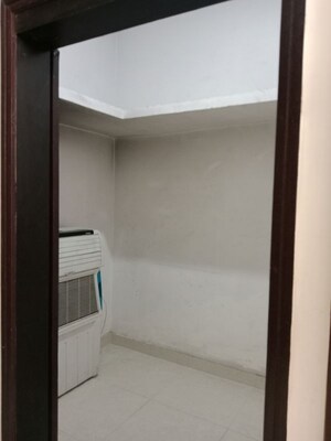 Room in 3 BHK Builder Floor at Model Town – for Rent