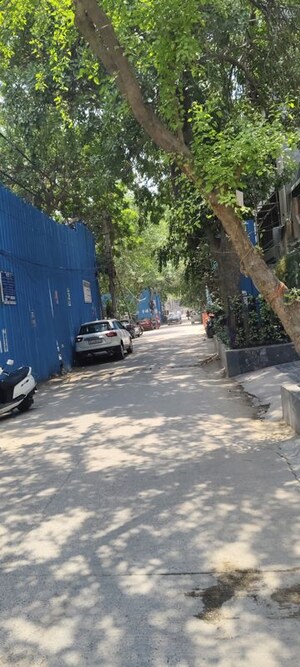   Land at Paschim Vihar – for Sale