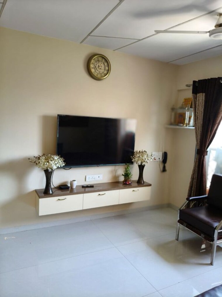 Living Room, shree-mahavir-darshan-chs-kandivali-west 2 Bedroom 850 Sq.Ft. Apartment In Kandivali West Mumbai 10422314
