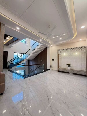  5 BHK Villa at Gandhi Path – for Sale
