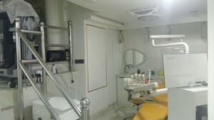 Team Area in  Shop at Gomti Nagar – for Rent