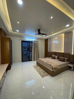 Bedroom in 6 BHK Independent House at Vaishali Nagar – for Sale
