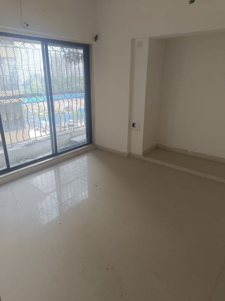 Living Room, gaurav-city 3 Bedroom 1400 Sq.Ft. Apartment In Mira Road Thane 10422411