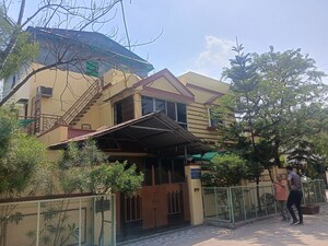 4 BHK Villa For Sale in Vip Colony