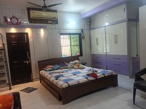 Bedroom in 4 BHK Villa at Vip Colony – for Sale