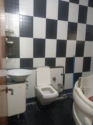 Team Area in 4 BHK Villa at Vip Colony – for Sale