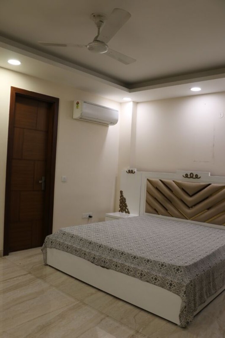 Bedroom, malibu town 4 Bedroom 500 Sq.Yd. Builder Floor In Malibu Town Gurgaon 10422478