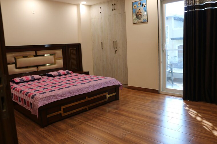 Bedroom, malibu town 4 Bedroom 500 Sq.Yd. Builder Floor In Malibu Town Gurgaon 10422478