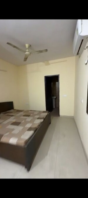 Bedroom in 2 BHK Builder Floor at Palam Vihar Residents Association, Palam Vihar – for Rent