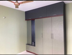 Room in 3 BHK Apartment at Frontline Seven, Kokapet – for Rent