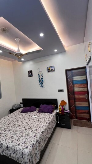 2 BHK Apartment For Rent in Pivotal Devaan, Sector 84