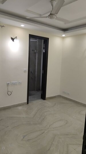 Room in 3 BHK Builder Floor at Chattarpur – for Sale