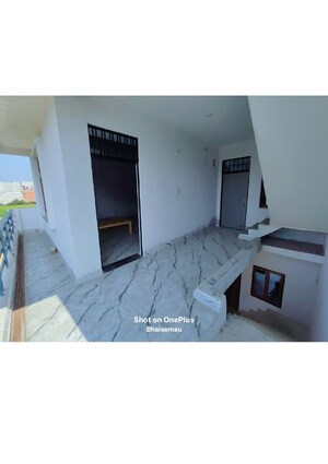 Team Area in 3 BHK Independent House at Bakshi Ka Talab – for Sale