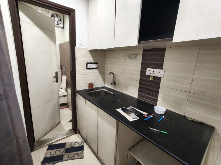 Kitchen, netaji subhash place Commercial Office Space 967 Sq.Ft. In Netaji Subhash Place Delhi 10422587
