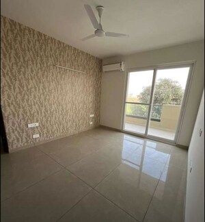 3 BHK Apartment For Rent in Maya Green Lotus Utsav, International Airport Road
