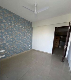 Room in 3 BHK Apartment at Maya Green Lotus Utsav, International Airport Road – for Rent