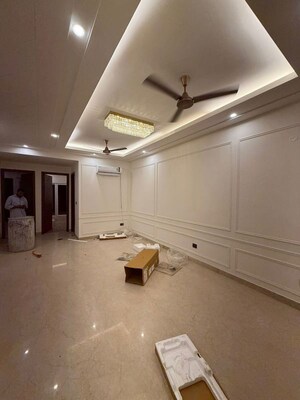 Bathroom in 3 BHK Apartment at Raj One Good Earth, Sector 71 – for Rent