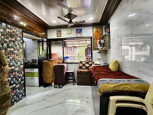 Living Room in 1 BHK Apartment at Aashirwad Apartment Andheri, Andheri East – for Rent