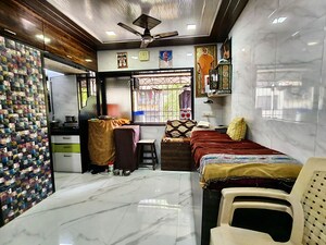 Gym in 1 BHK Apartment at Aashirwad Apartment Andheri, Andheri East – for Rent
